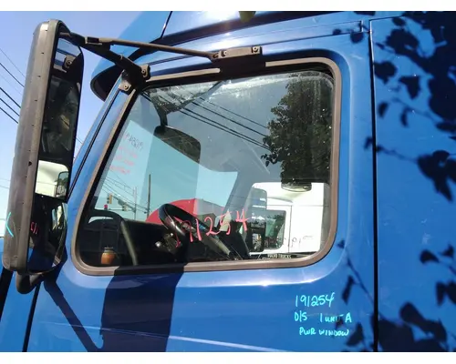 VOLVO VNL 1999-2025 DOOR ASSEMBLY, FRONT