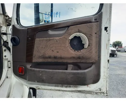 VOLVO VNL 1999-2025 DOOR ASSEMBLY, FRONT