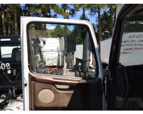 VOLVO VNL 1999-2025 DOOR ASSEMBLY, FRONT
