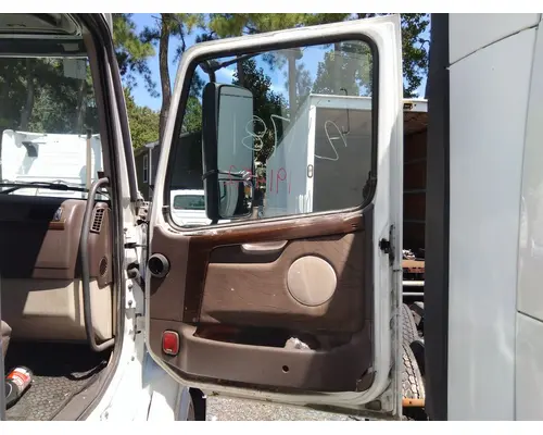 VOLVO VNL 1999-2025 DOOR ASSEMBLY, FRONT