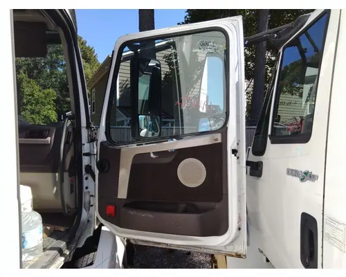 VOLVO VNL 1999-2025 DOOR ASSEMBLY, FRONT