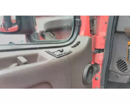 VOLVO VNL 1999-2025 DOOR ASSEMBLY, FRONT