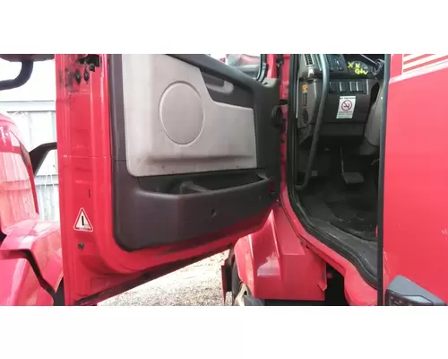 VOLVO VNL 1999-2025 DOOR ASSEMBLY, FRONT