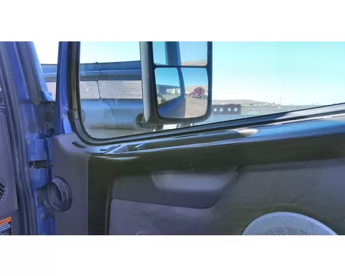 VOLVO VNL 1999-2025 DOOR ASSEMBLY, FRONT