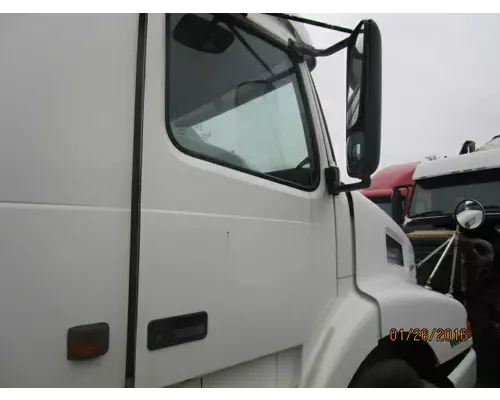 VOLVO VNL 1999-2025 DOOR ASSEMBLY, FRONT