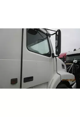 VOLVO VNL 1999-2025 DOOR ASSEMBLY, FRONT