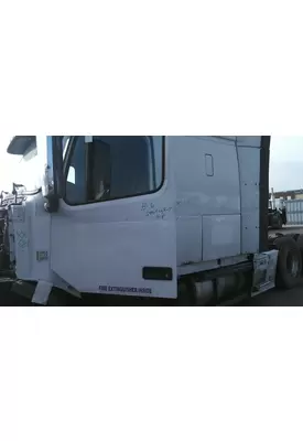 VOLVO VNL 1999-2025 DOOR ASSEMBLY, FRONT