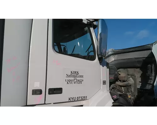 VOLVO VNL 1999-2025 DOOR ASSEMBLY, FRONT