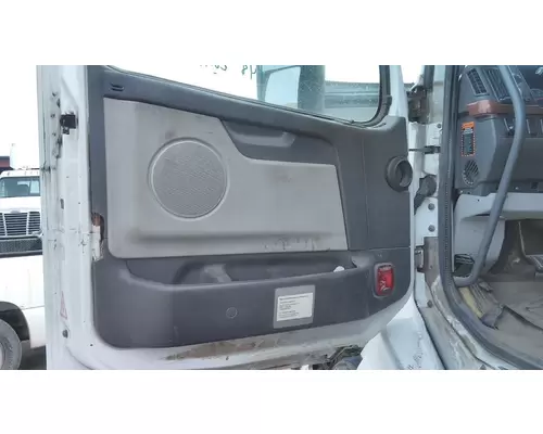 VOLVO VNL 1999-2025 DOOR ASSEMBLY, FRONT