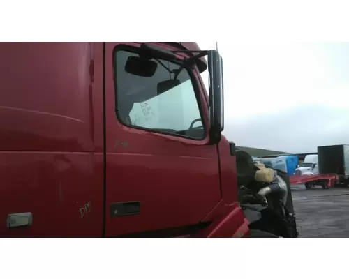 VOLVO VNL 1999-2025 DOOR ASSEMBLY, FRONT