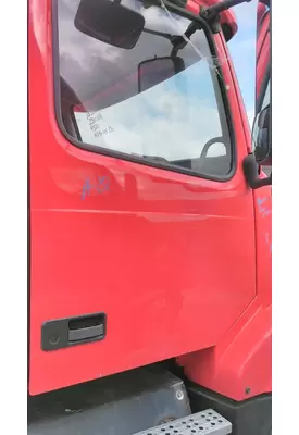 VOLVO VNL 1999-2025 DOOR ASSEMBLY, FRONT