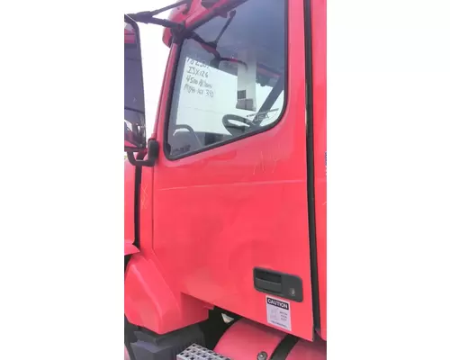 VOLVO VNL 1999-2025 DOOR ASSEMBLY, FRONT