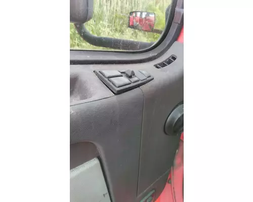 VOLVO VNL 1999-2025 DOOR ASSEMBLY, FRONT