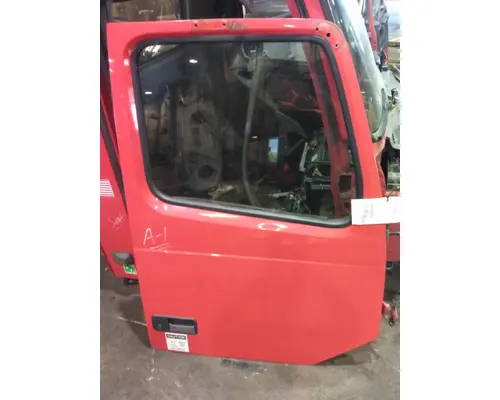 VOLVO VNL 1999-2025 DOOR ASSEMBLY, FRONT