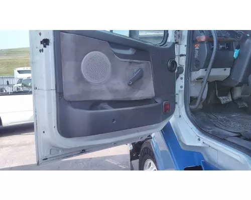 VOLVO VNL 1999-2025 DOOR ASSEMBLY, FRONT