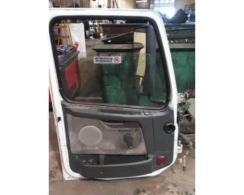 VOLVO VNL 1999-2025 DOOR ASSEMBLY, FRONT
