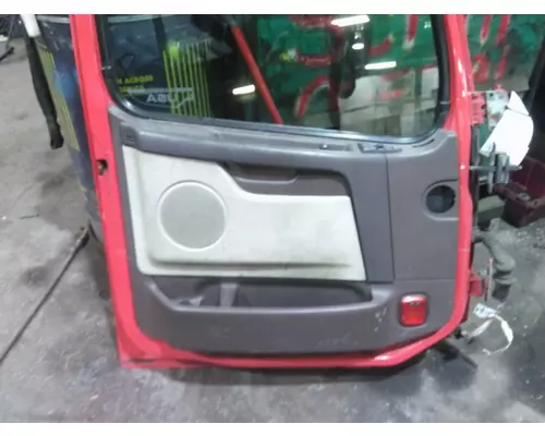 VOLVO VNL 1999-2025 DOOR ASSEMBLY, FRONT