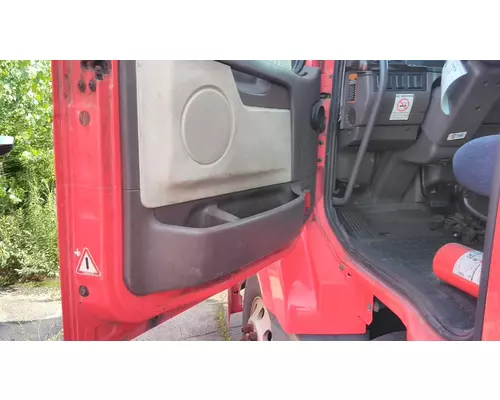 VOLVO VNL 1999-2025 DOOR ASSEMBLY, FRONT