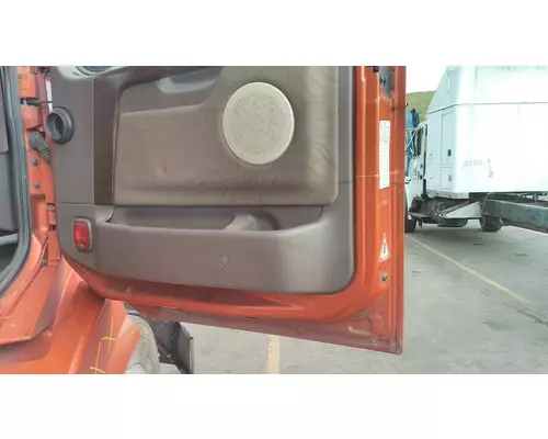 VOLVO VNL 1999-2025 DOOR ASSEMBLY, FRONT
