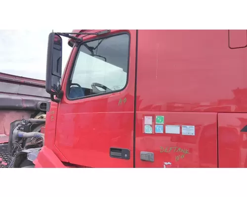 VOLVO VNL 1999-2025 DOOR ASSEMBLY, FRONT