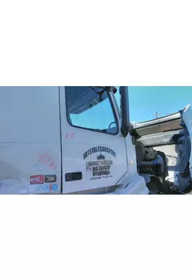 VOLVO VNL 1999-2025 DOOR ASSEMBLY, FRONT