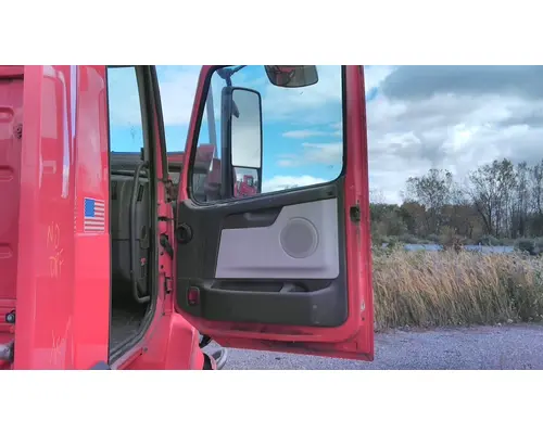 VOLVO VNL 1999-2025 DOOR ASSEMBLY, FRONT