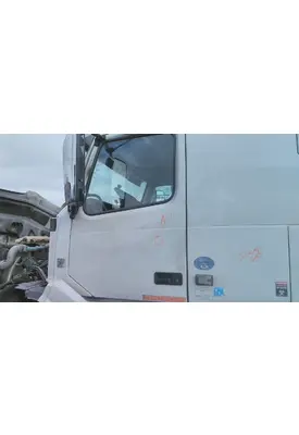 VOLVO VNL 1999-2025 DOOR ASSEMBLY, FRONT