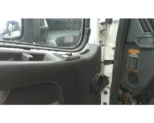 VOLVO VNL 1999-2025 DOOR ASSEMBLY, FRONT