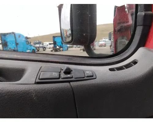 VOLVO VNL 1999-2025 DOOR ASSEMBLY, FRONT