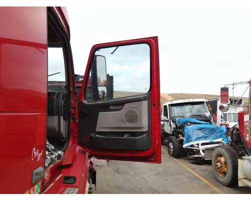 VOLVO VNL 1999-2025 DOOR ASSEMBLY, FRONT