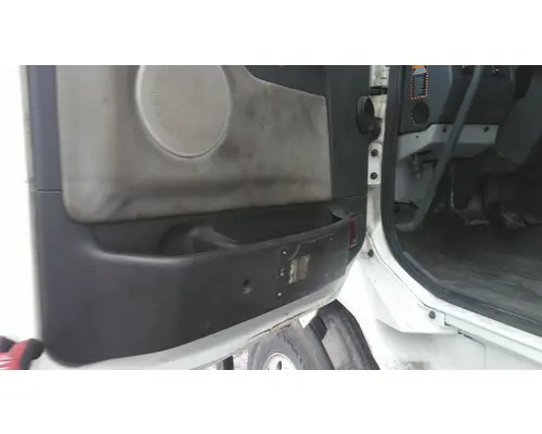 VOLVO VNL 1999-2025 DOOR ASSEMBLY, FRONT