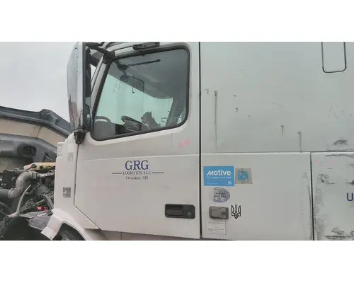 VOLVO VNL 1999-2025 DOOR ASSEMBLY, FRONT