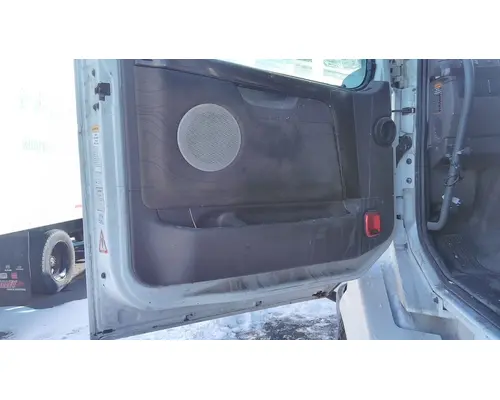 VOLVO VNL 1999-2025 DOOR ASSEMBLY, FRONT