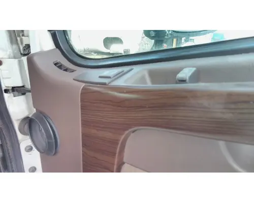 VOLVO VNL 1999-2025 DOOR ASSEMBLY, FRONT