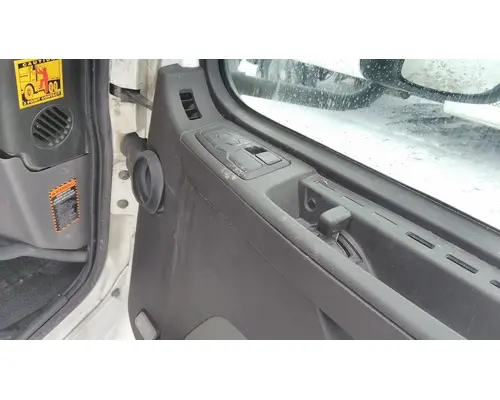 VOLVO VNL 1999-2025 DOOR ASSEMBLY, FRONT