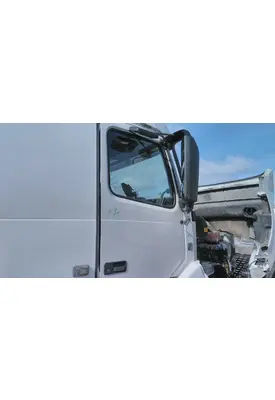 VOLVO VNL 1999-2025 DOOR ASSEMBLY, FRONT