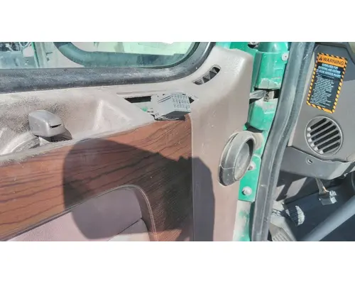 VOLVO VNL 1999-2025 DOOR ASSEMBLY, FRONT