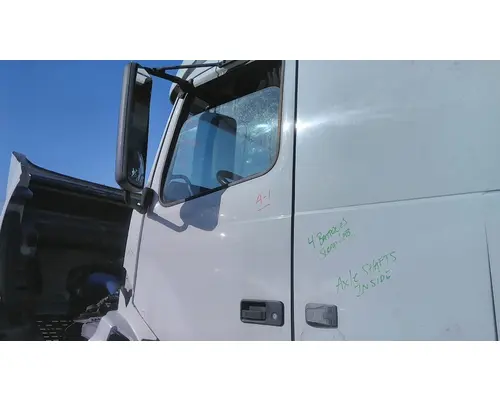 VOLVO VNL 1999-2025 DOOR ASSEMBLY, FRONT