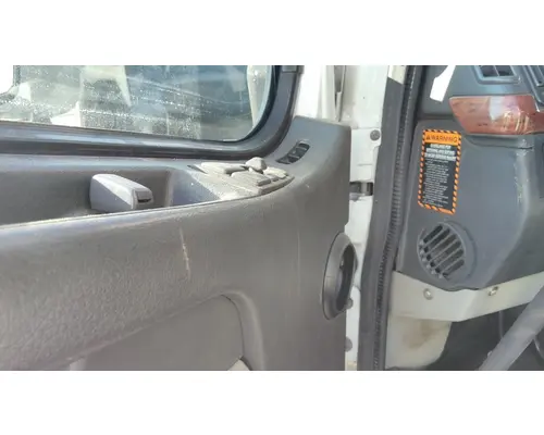 VOLVO VNL 1999-2025 DOOR ASSEMBLY, FRONT