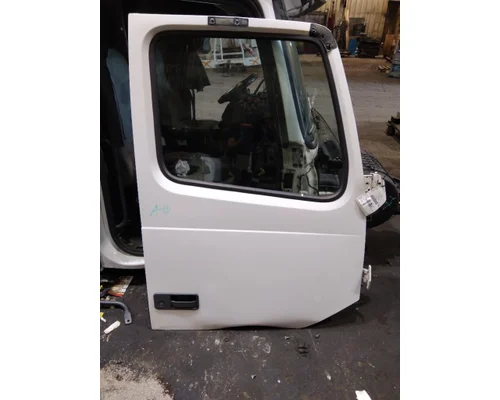 VOLVO VNL 1999-2025 DOOR ASSEMBLY, FRONT
