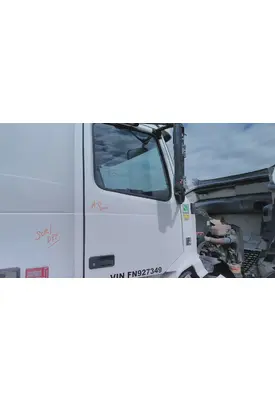 VOLVO VNL 1999-2025 DOOR ASSEMBLY, FRONT