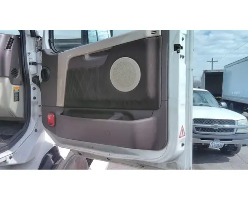 VOLVO VNL 1999-2025 DOOR ASSEMBLY, FRONT