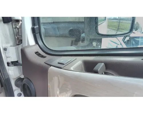 VOLVO VNL 1999-2025 DOOR ASSEMBLY, FRONT