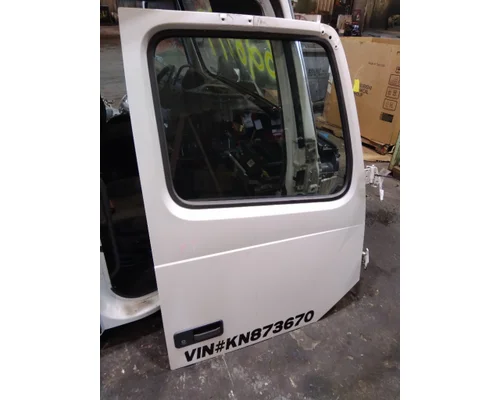 VOLVO VNL 1999-2025 DOOR ASSEMBLY, FRONT