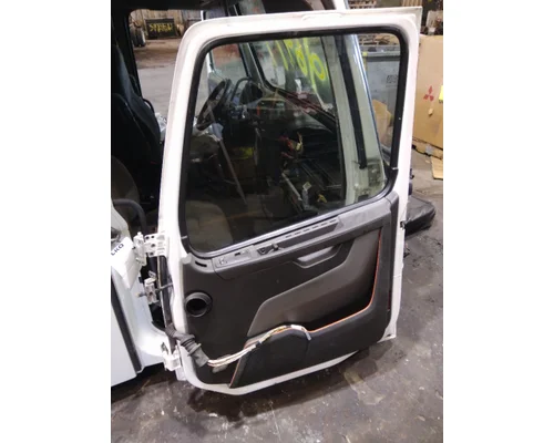 VOLVO VNL 1999-2025 DOOR ASSEMBLY, FRONT