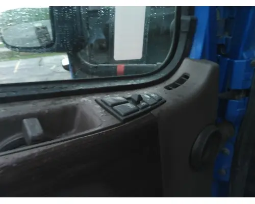 VOLVO VNL 1999-2025 DOOR ASSEMBLY, FRONT