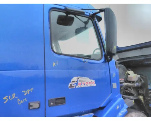 VOLVO VNL 1999-2025 DOOR ASSEMBLY, FRONT