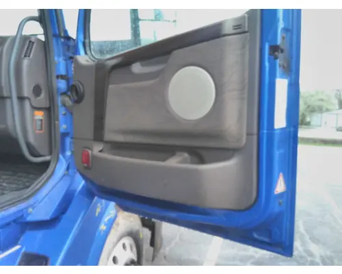 VOLVO VNL 1999-2025 DOOR ASSEMBLY, FRONT