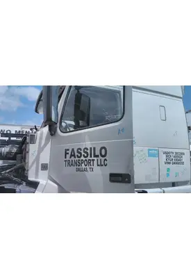 VOLVO VNL 1999-2025 DOOR ASSEMBLY, FRONT