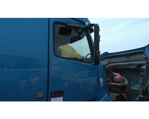 VOLVO VNL 1999-2025 DOOR ASSEMBLY, FRONT